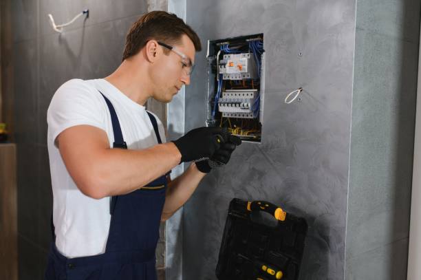 Best 24-Hour Electrician  in Holts Summit, MO