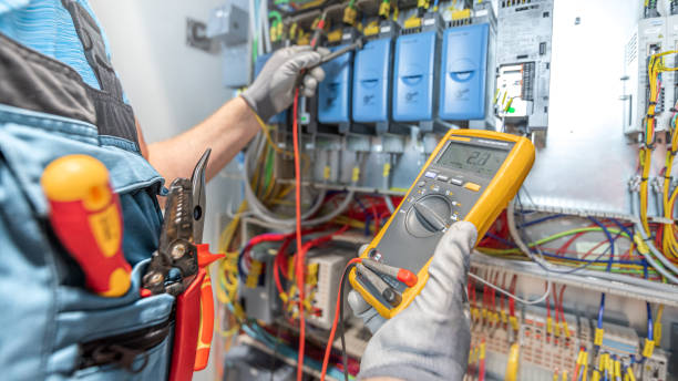 Best Emergency Electrical Repair  in Holts Summit, MO